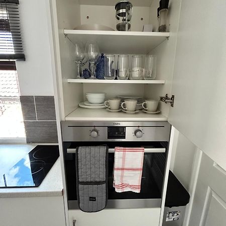 凯辛兰1St Floor Flat In Mews公寓 外观 照片